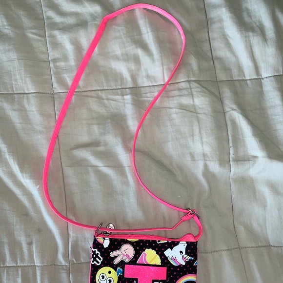 Justice Crossbody Bag - Picture 3 of 4